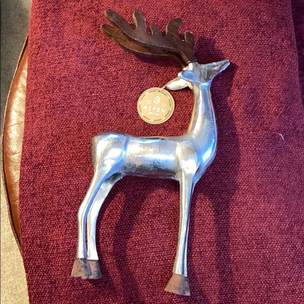 NEW 20” Metal & Wood Decorative Art Reindeer